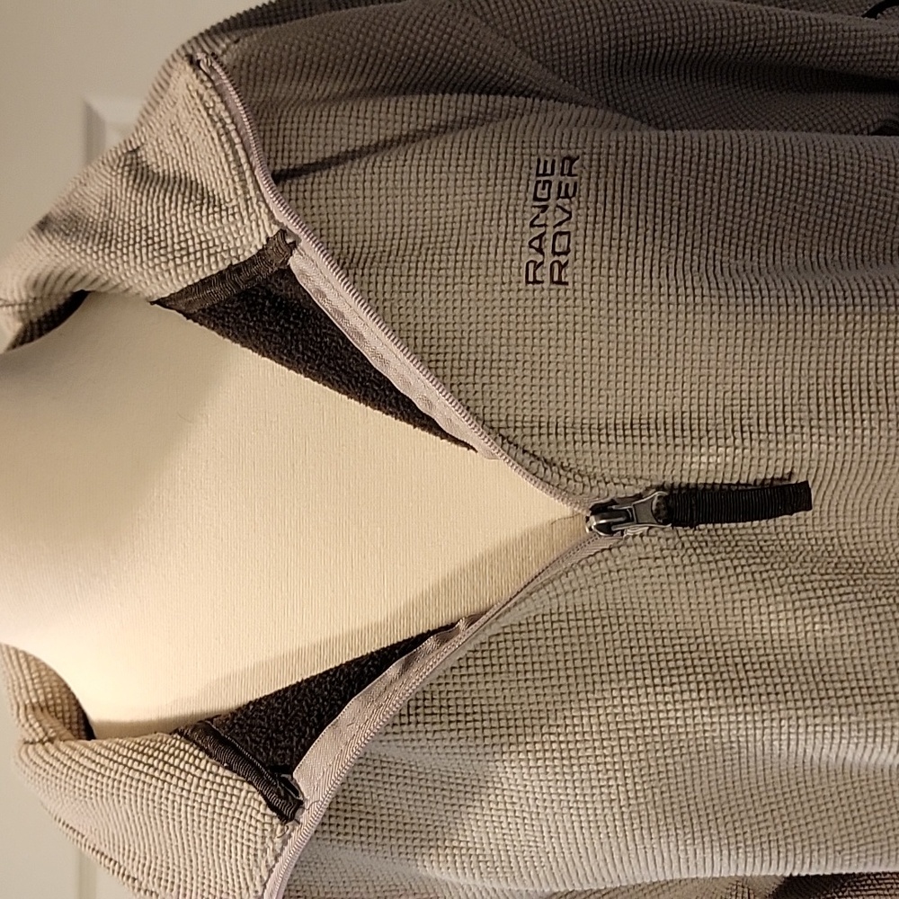 Half Zip Pullover that Reads Range Rover - Picture 4 of 11